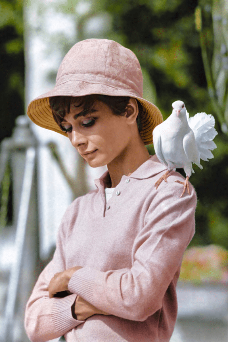 Terry O'Neill, Audrey Hepburn, colourised, 1966 - Guy Hepner Editions