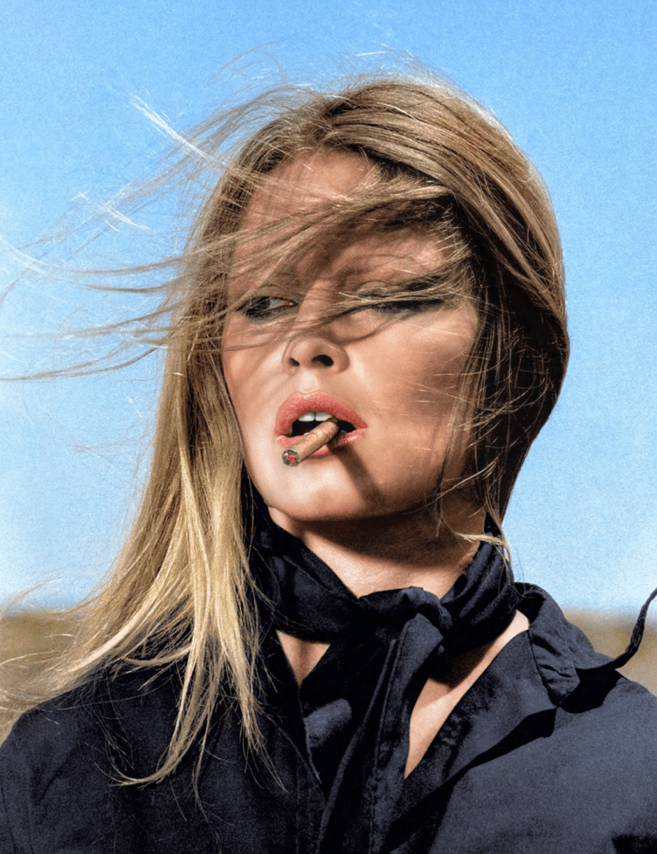 Terry O'Neill, Brigitte Bardot, colourised - Guy Hepner Editions